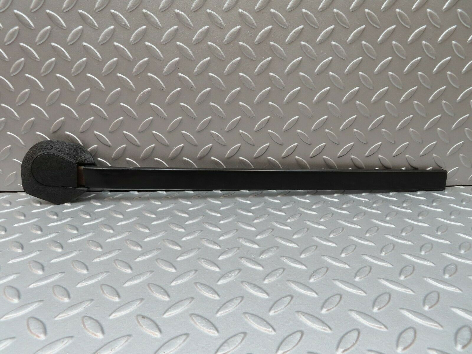 3783 Mercedes-Benz S123 200T Wagon Right Seat Belt Runner 1239192620