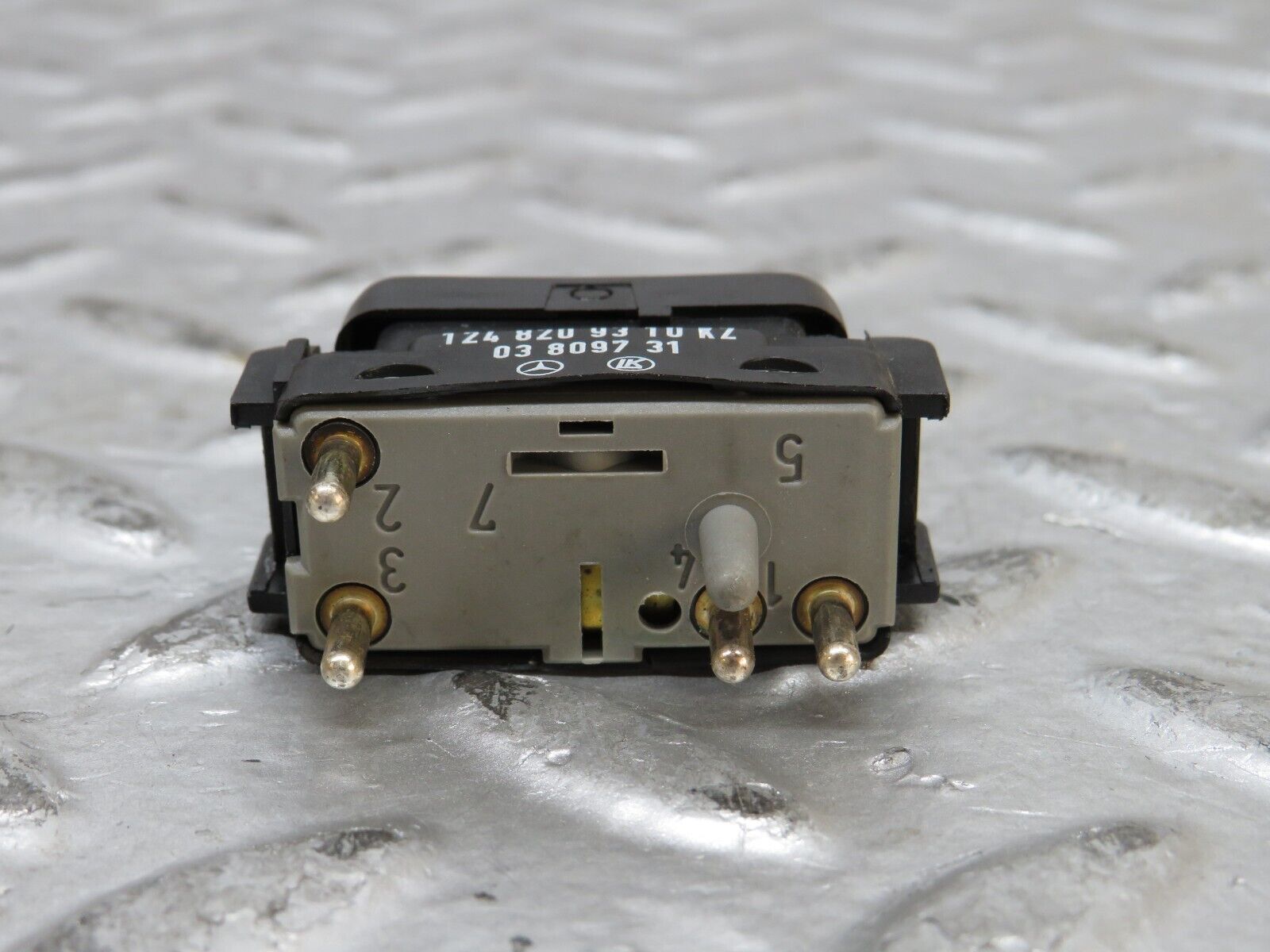 27559 Mercedes-Benz S124 300TE Electric Window Switch Left Side 1248209310