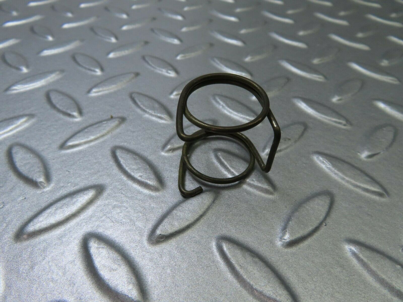 9135 Mercedes-Benz W108 Valve Rocker Arm With Retaining Spring