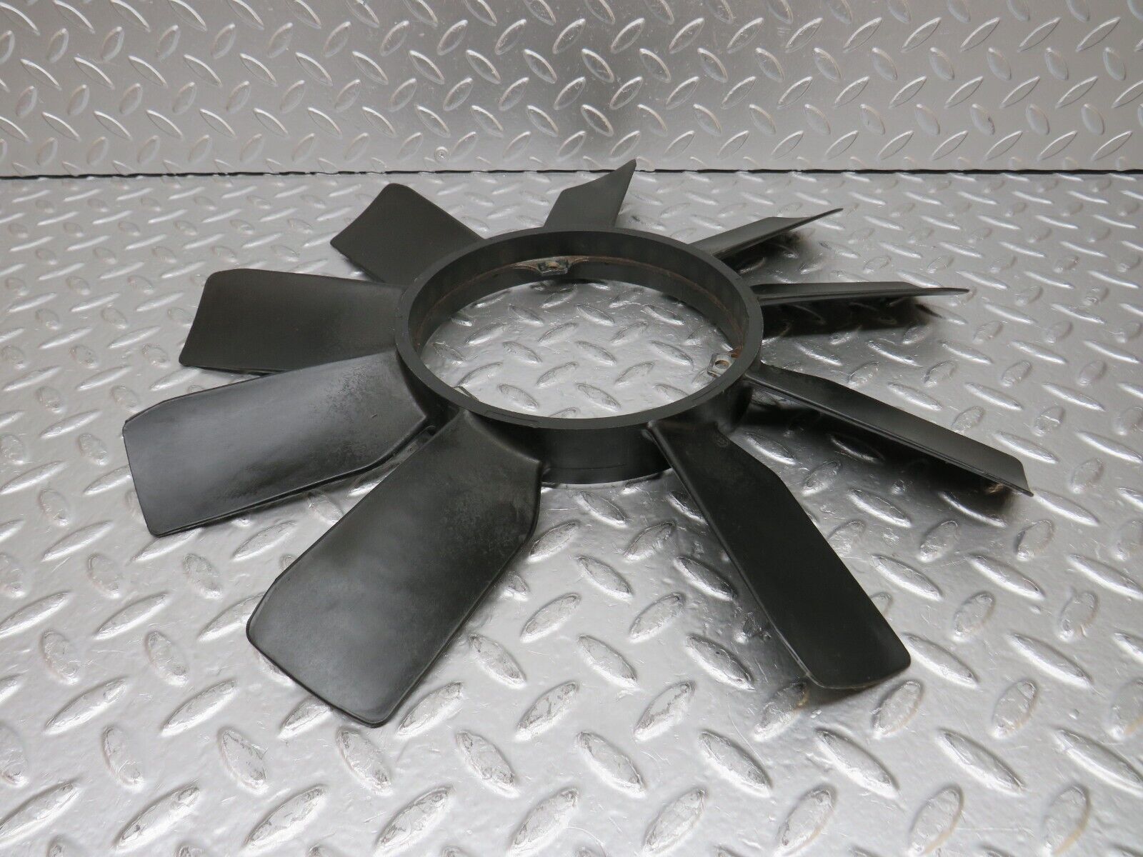 31432 Mercedes-Benz S124 220TE Wagon Engine Cooling Fan 6032000523