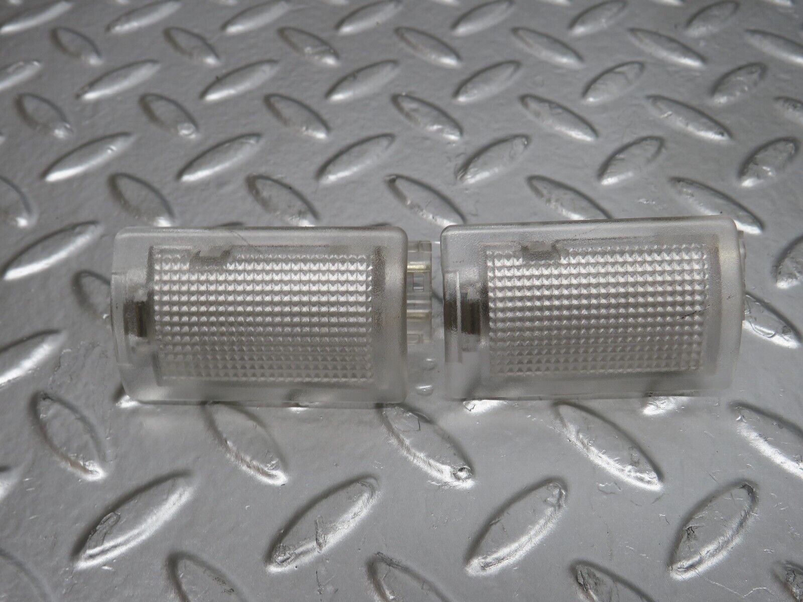 24659 Mercedes-Benz W140 S320 Rear Door Interior Light 1408200201