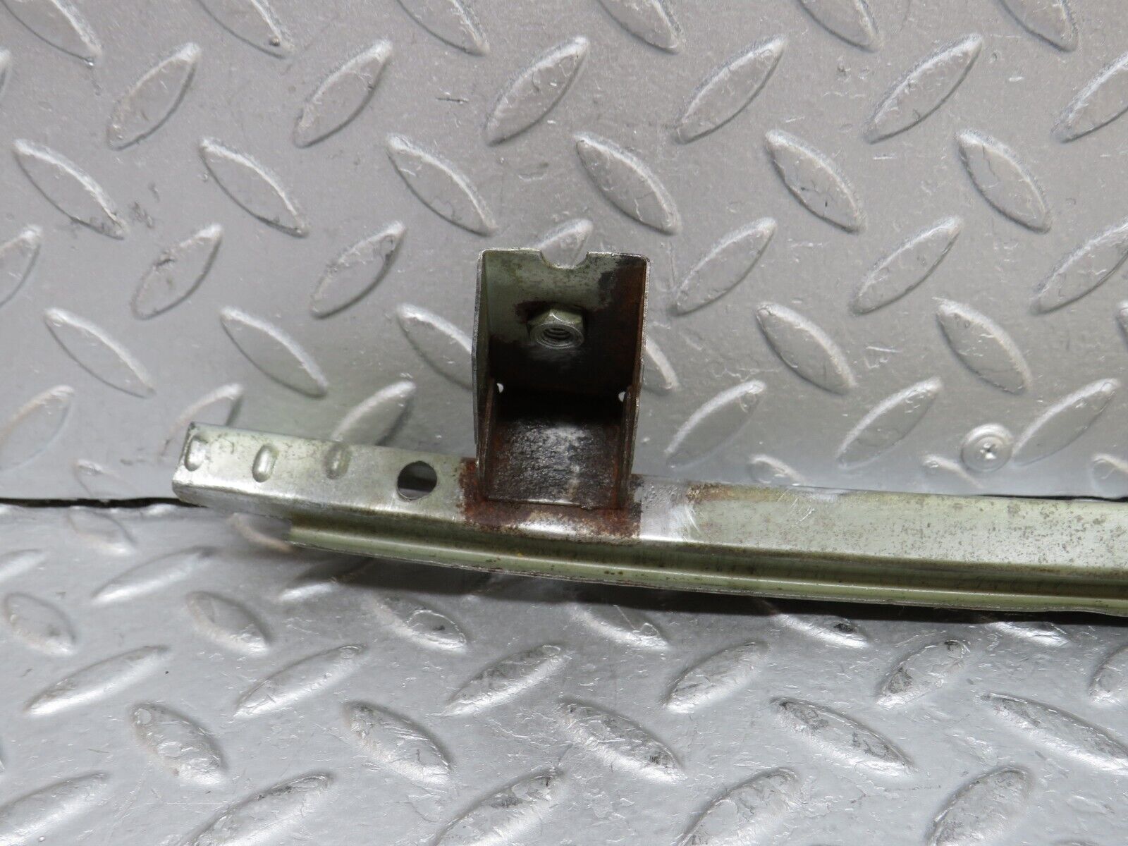 37289 Mercedes-Benz W109 300SEL Front Right Door Window Channel