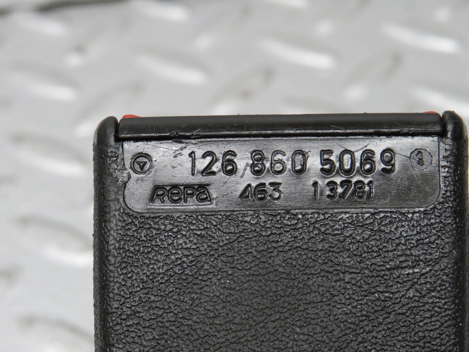 32089 Mercedes-Benz W123 230E Front Left Seat Belt & Buckle 1238602586