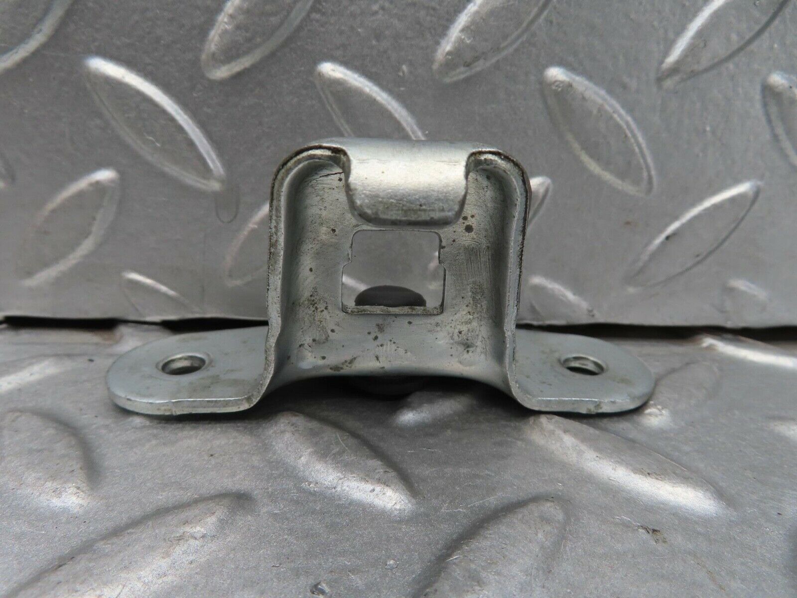 15340 Mercedes-Benz W123 230E Trunk Lock Latch 1237580150