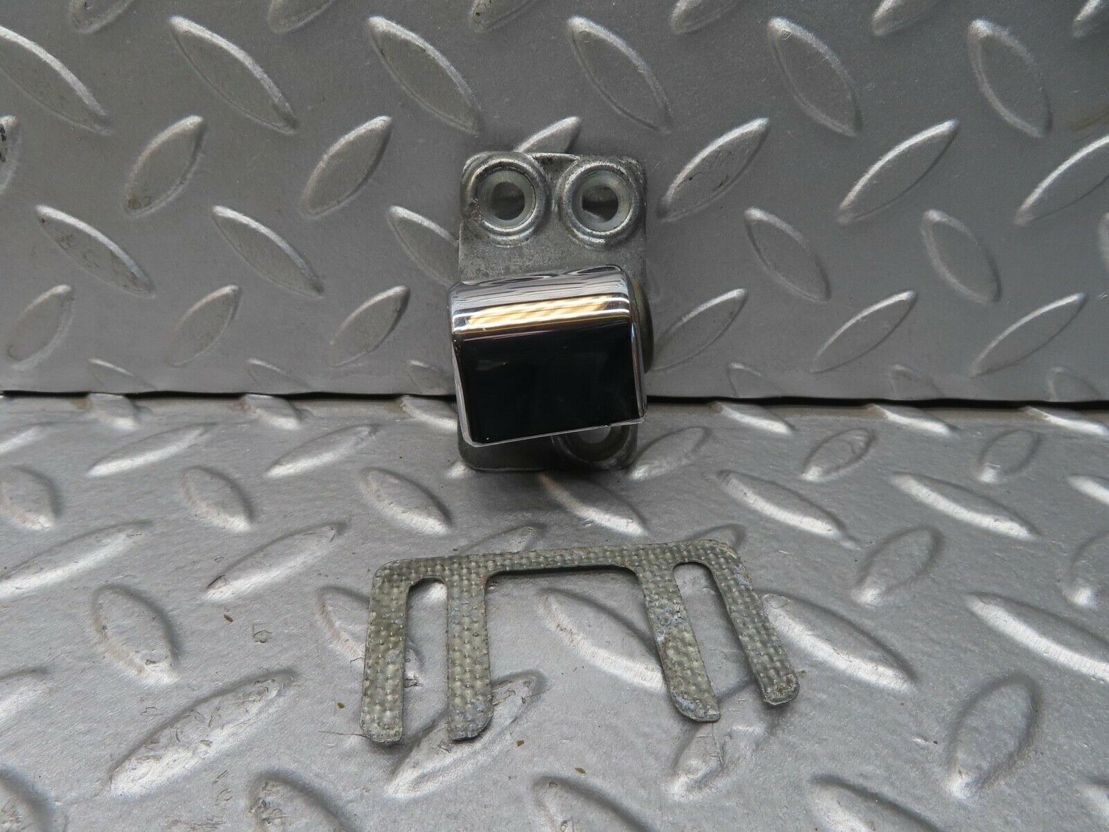 13291 Mercedes-Benz W111 220S Door Lock Latch Right Side