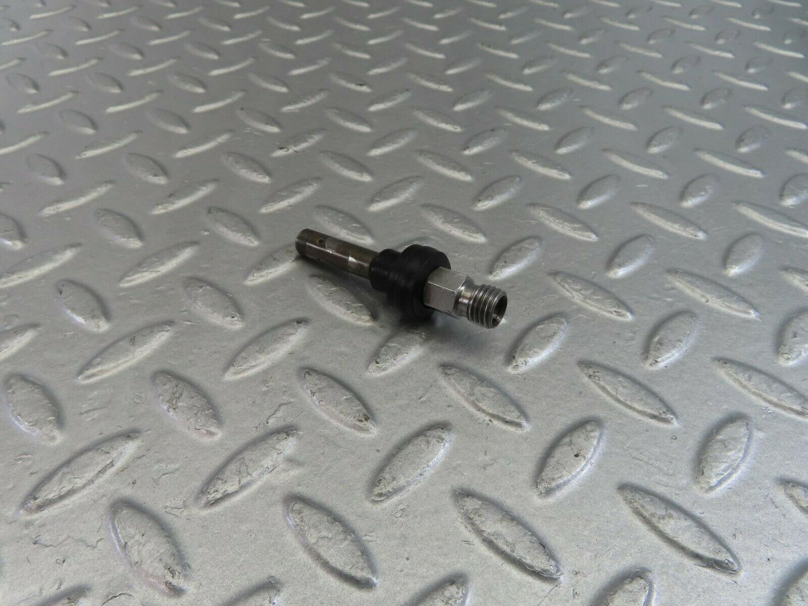 10045 Mercedes-Benz C123 230CE Coupe Fuel Injector Bosch 0437502010