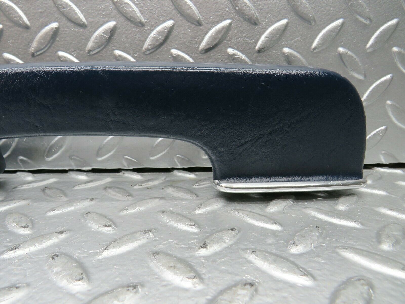 22947 Mercedes-Benz C123 230CE Coupe Interior Door Handle Left Blue