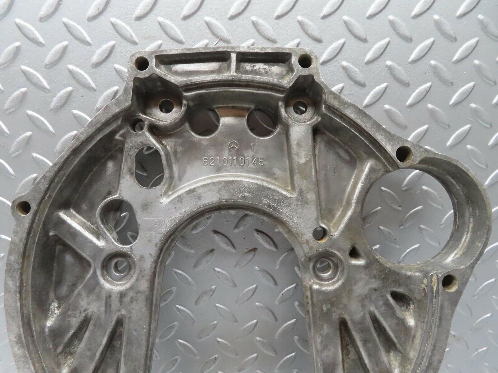 13369 Mercedes-Benz W111 230S Gearbox Flange 6210110145