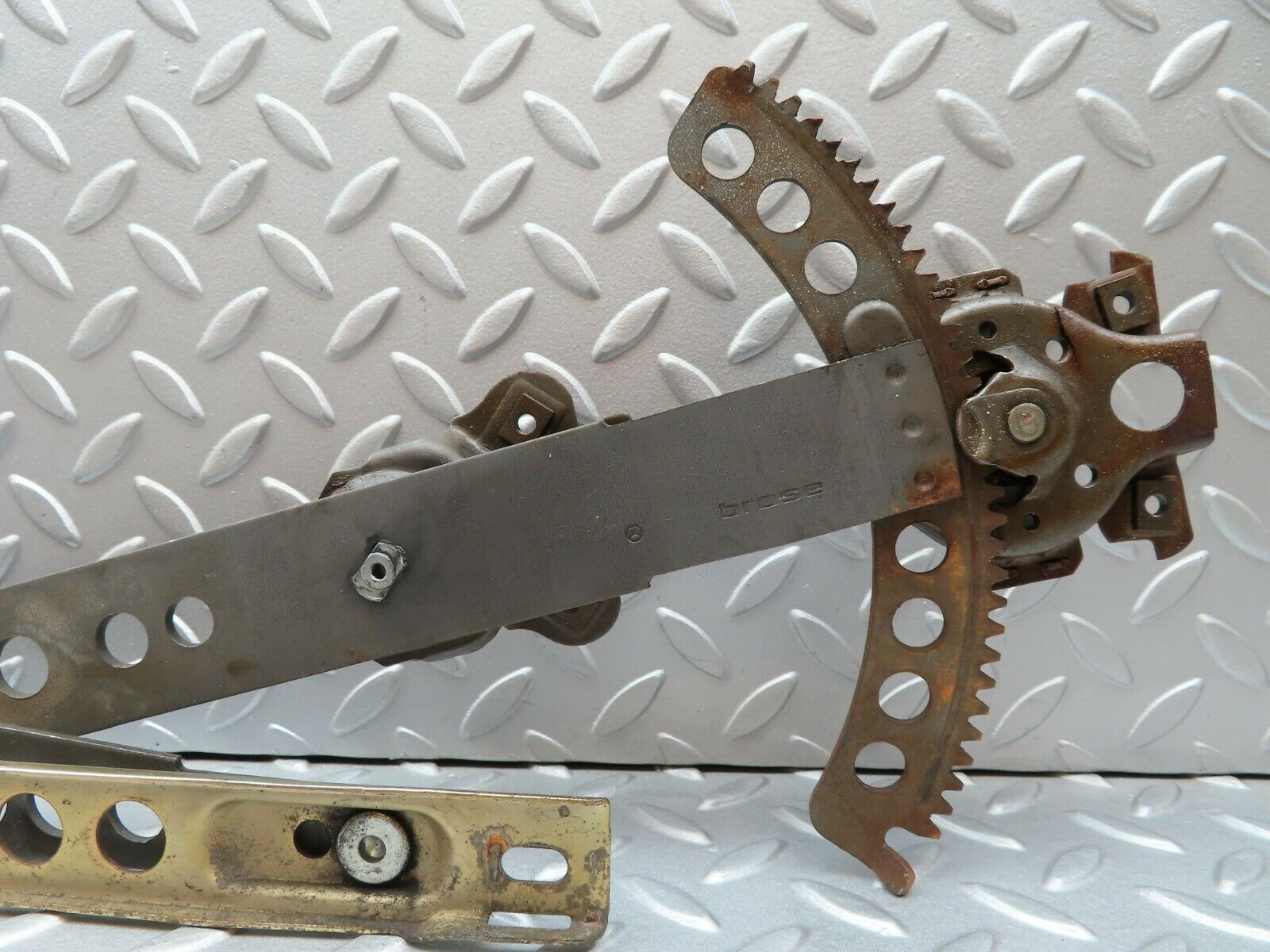 3726 Mercedes-Benz S123 200T Wagon Front Right Manual Window Regulator