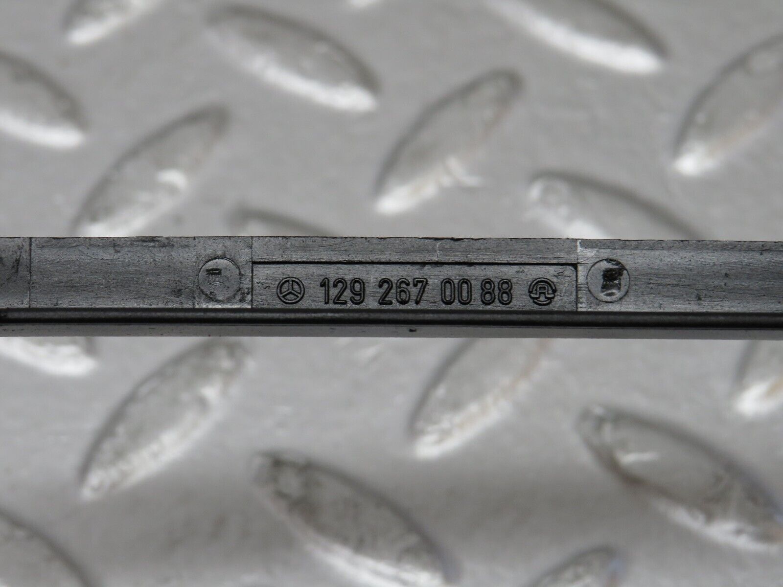 38454 Mercedes-Benz R129 280SL Coupe Gear Selector Surround Trim 1292670088