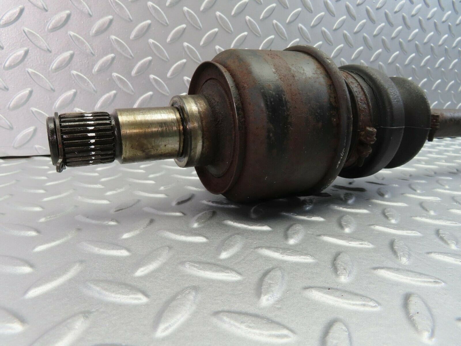 9781 Mercedes-Benz W115 220D Axle Shaft Drive Shaft