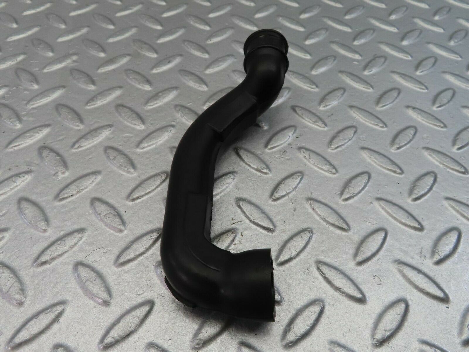 9834 Mercedes-Benz C123 280CE Coupe Air Intake Pipe 1100945282