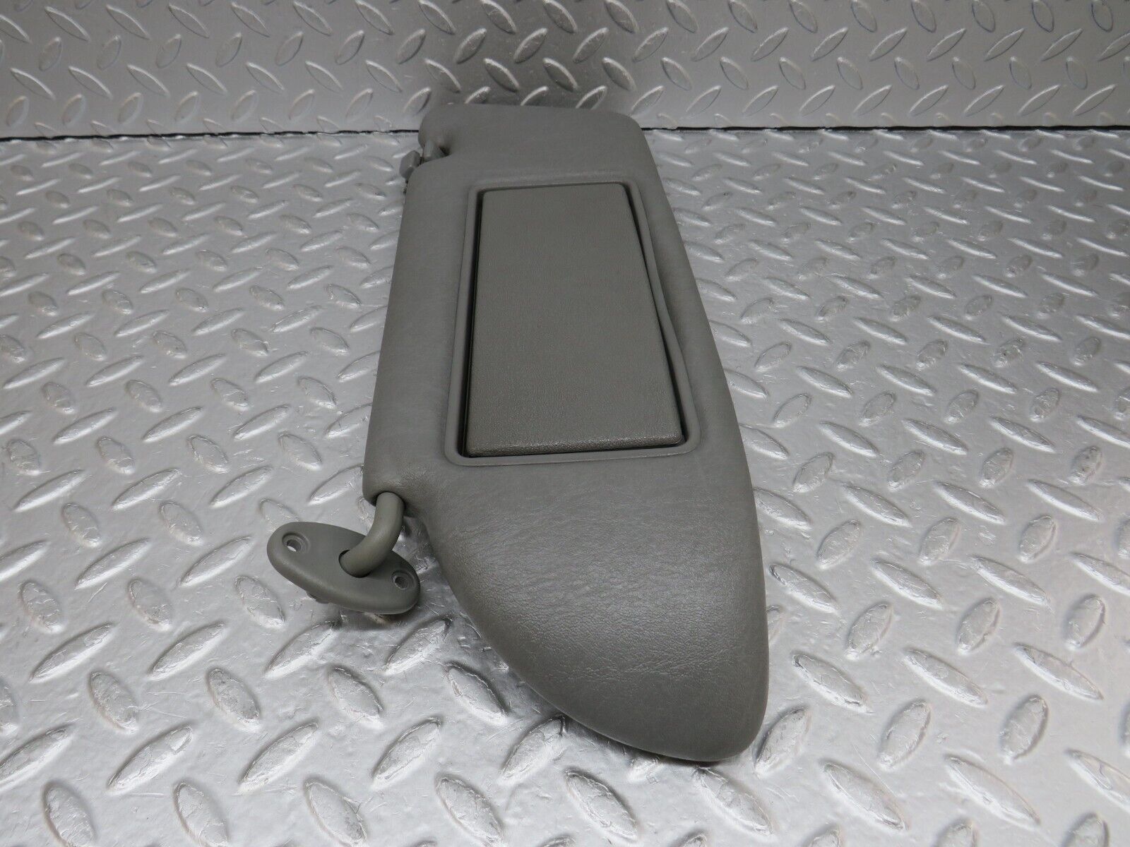 35970 Mercedes-Benz W126 420SE Sun Visor Left Side Grey