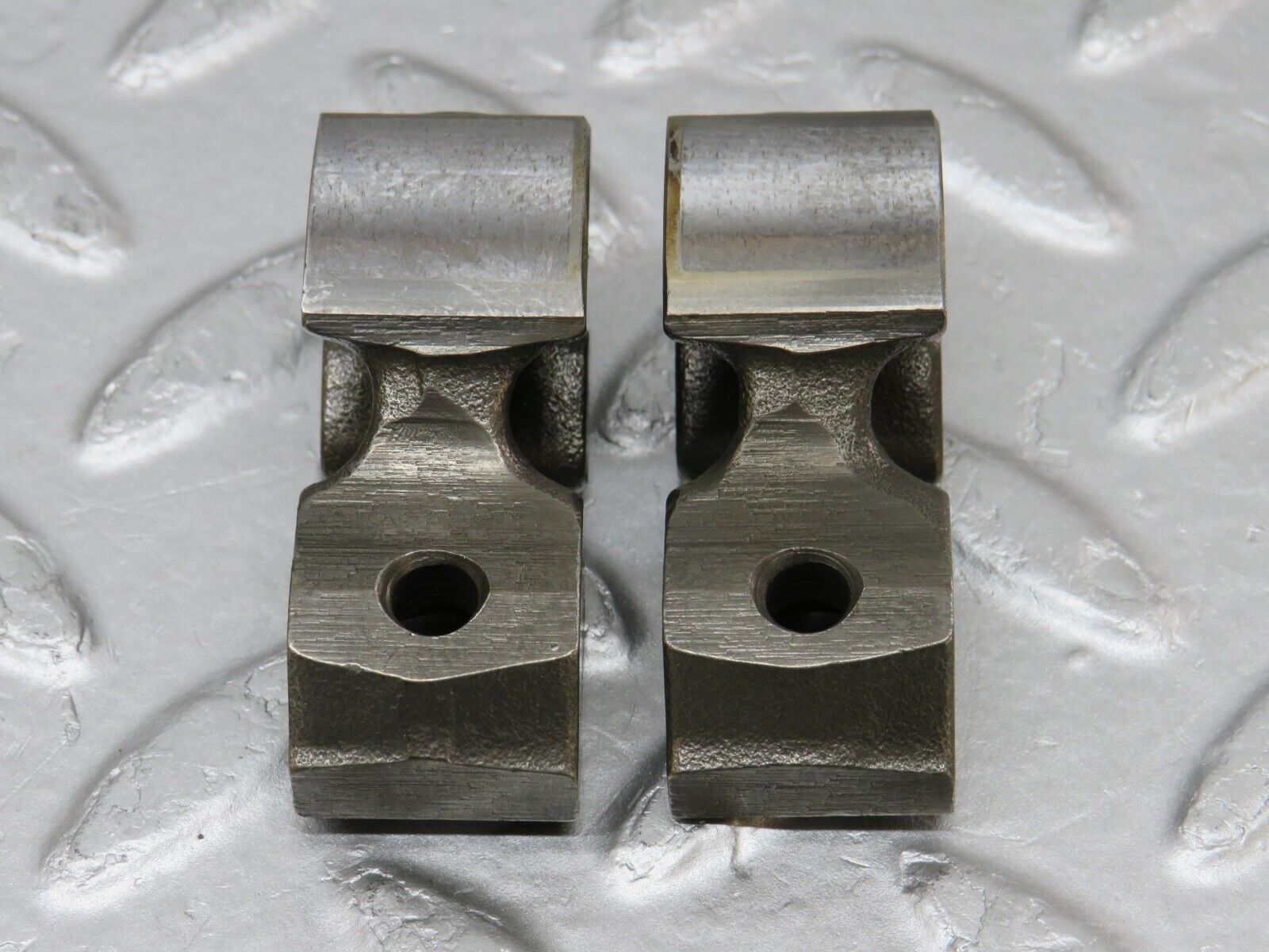 34562 Mercedes-Benz C126 380SEC Coupe Rocker Arm With Valve Tappet