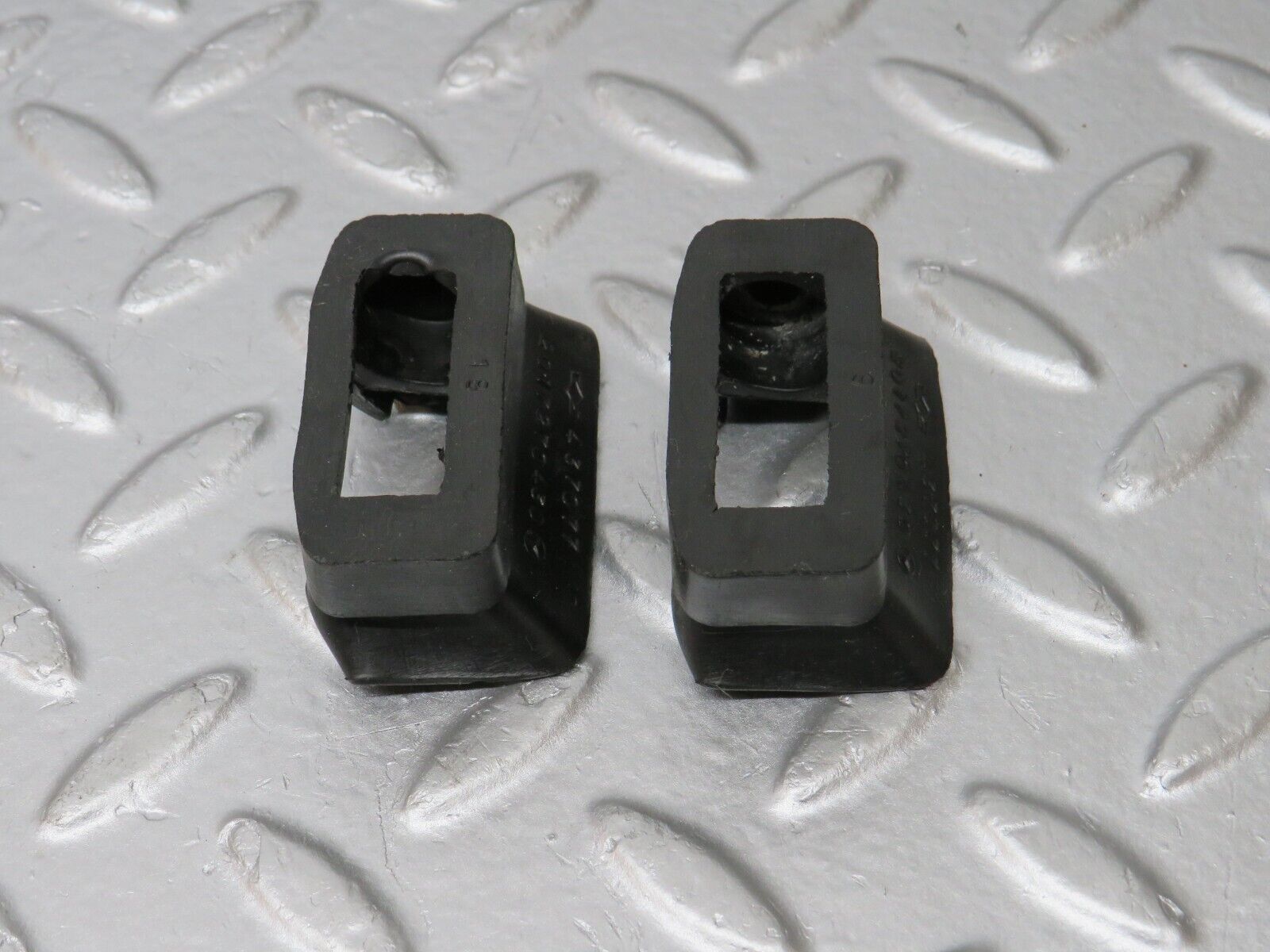 33619 Mercedes-Benz W201 190E 2.0L Door Check Strap Rubber Seal 2017270430