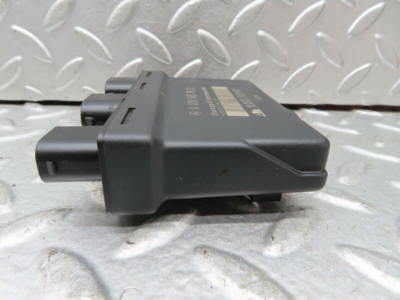 19439 Mercedes-Benz C140 CL420 Coupe Brake Assist Control Unit 0205451632