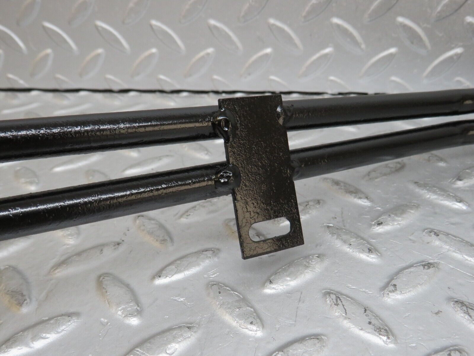 36375 Mercedes-Benz W126 420SE Oil Cooling Line Pipe