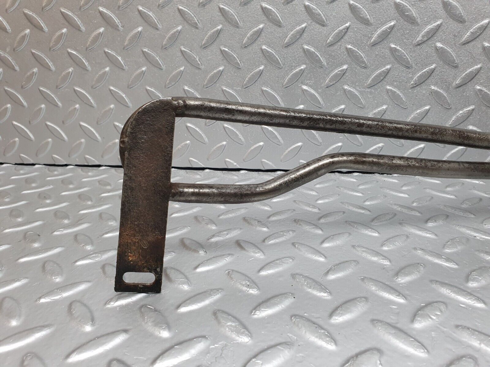 41194 Mercedes-Benz W126 300SE Oil Cooling Pipe Line