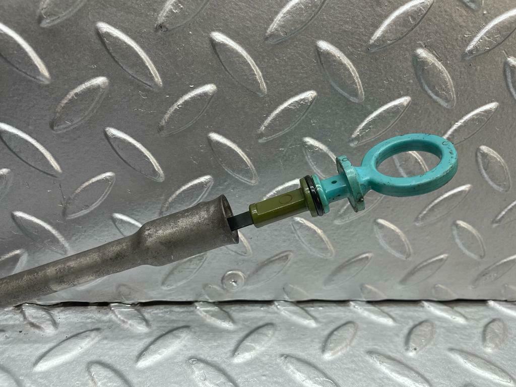 0192 Mercedes-Benz W116 350SE Oil Dipstick