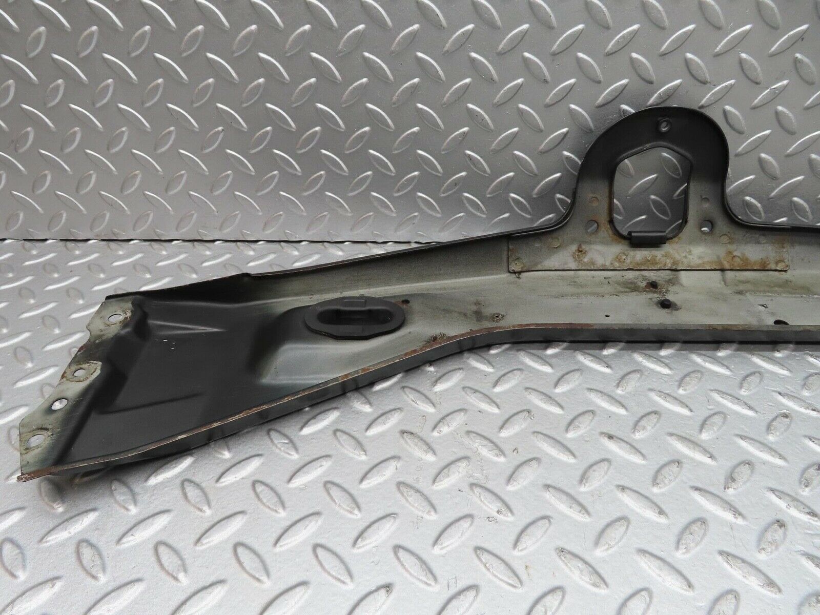 15156 Mercedes-Benz W140 S320 Radiator Top Cover Panel 1408170820