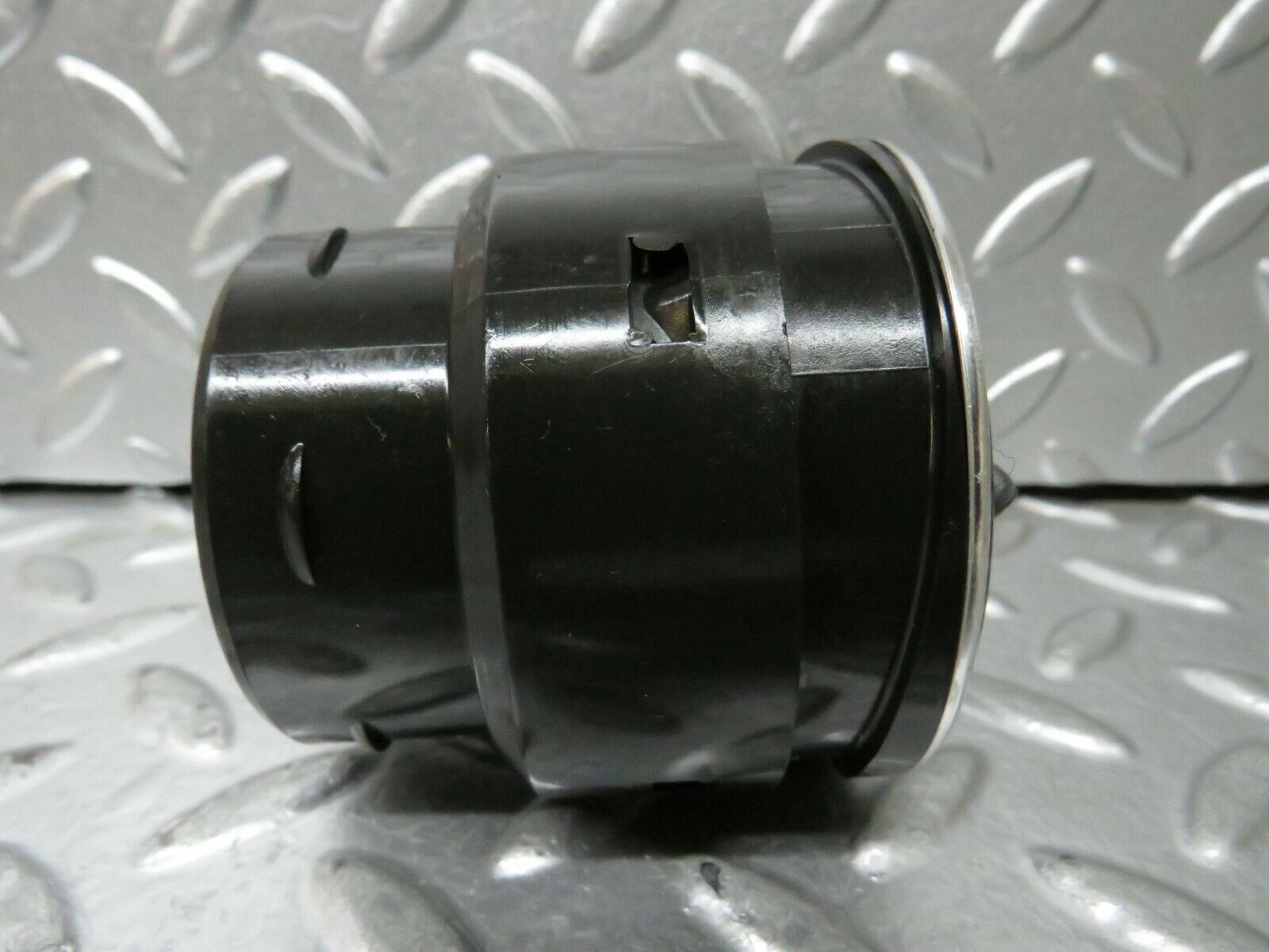 23774 Mercedes-Benz C107 450SLC Coupe Dashboard Air Vent