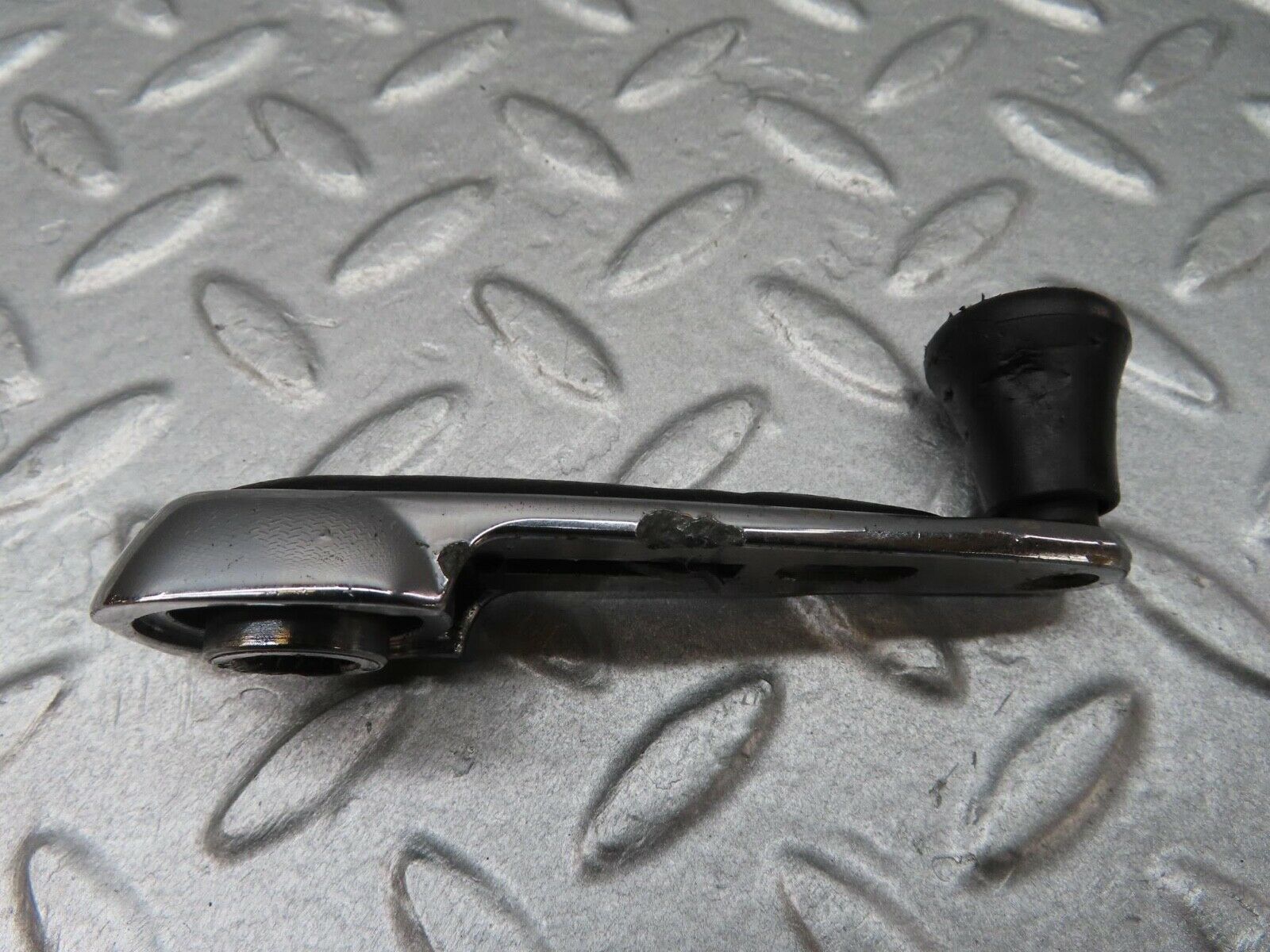 12764 Mercedes-Benz W111 220SE Window Lifter Crank Handle