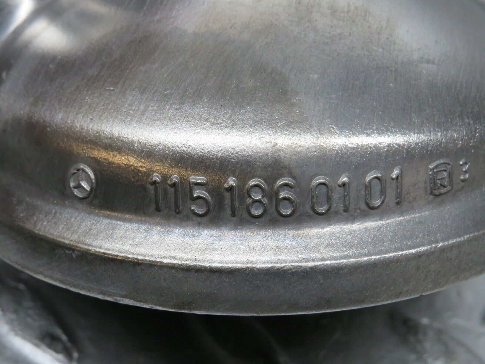 31152 Mercedes-Benz W123 200D Oil Pump 1151800102 1151860101