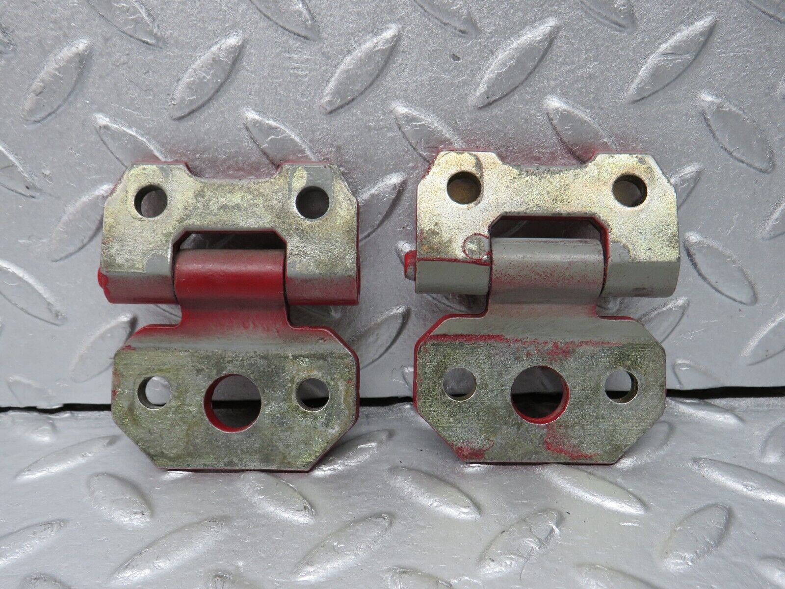 38801 Mercedes-Benz W201 190E 2.6L Door Hinge Left Side