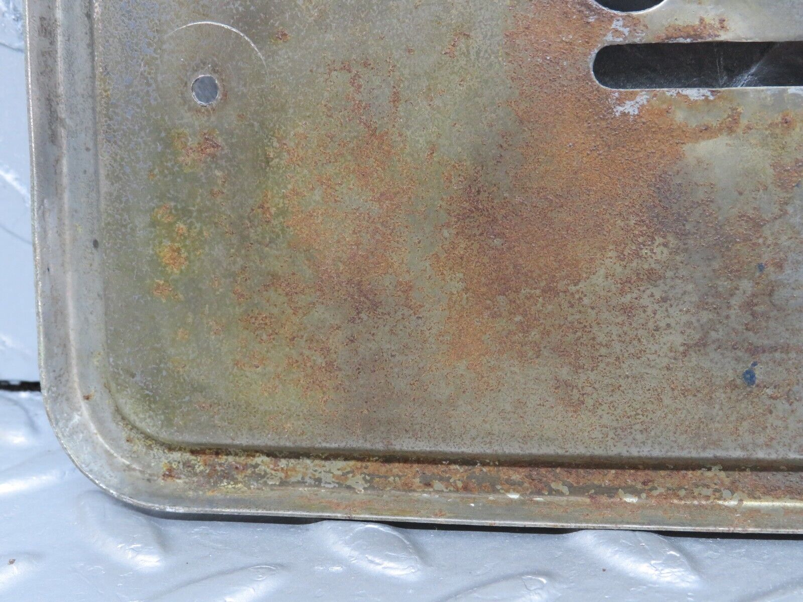 40356 Mercedes-Benz W110 230 Rear Chrome number Plate Holder