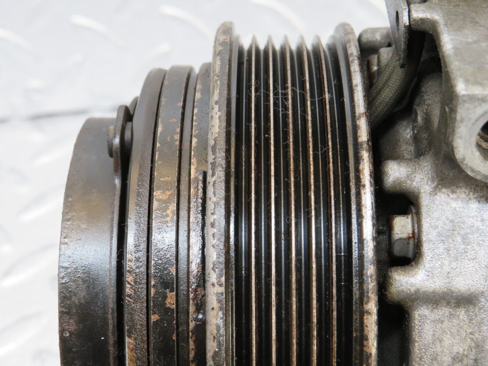 34934 Mercedes-Benz W210 320E Air Con Compressor 0002342911 4472208083