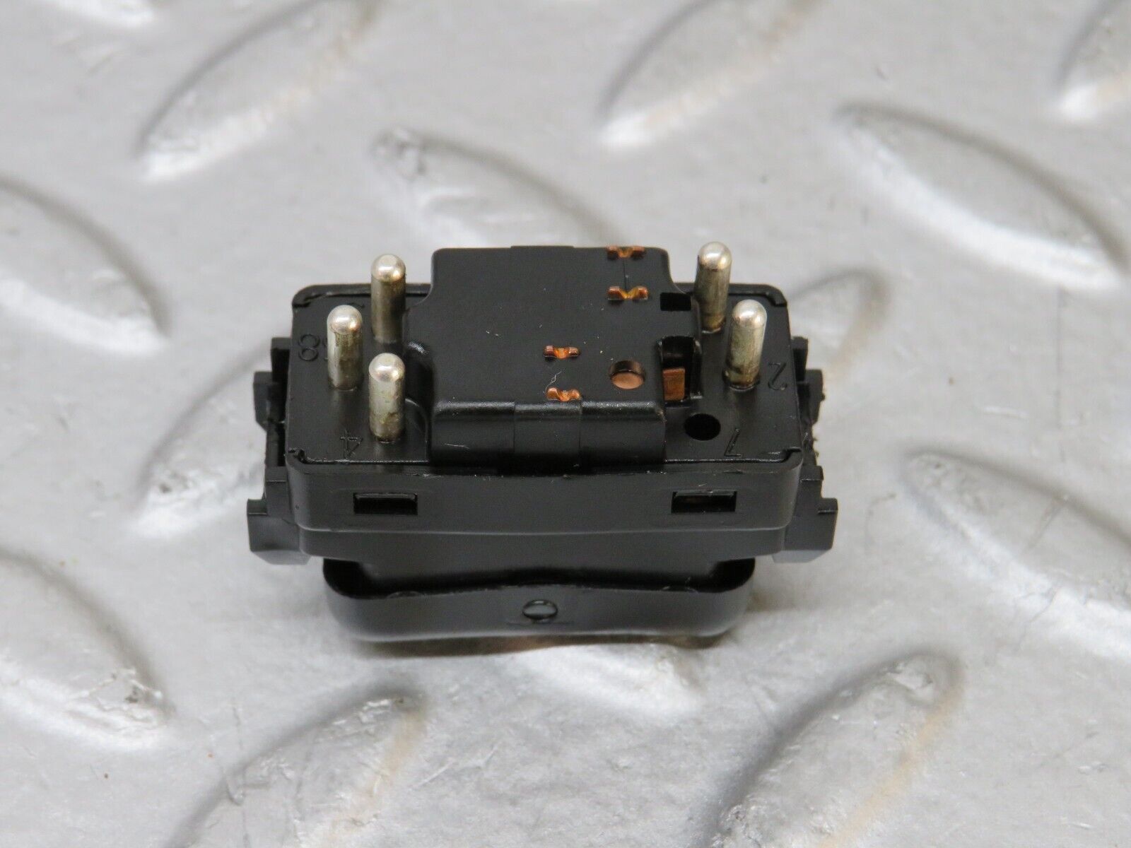 36912 Mercedes-Benz C126 420SEC Coupe Electric Window Switch Right 1248204510