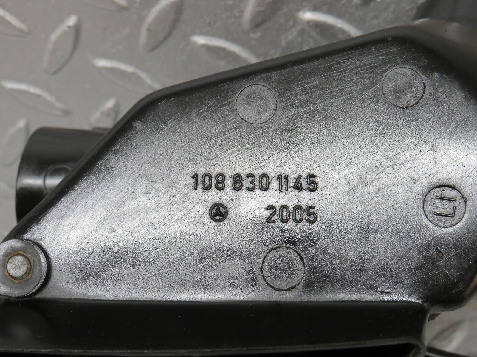 37411 Mercedes-Benz W109 300SEL Air Vent Control Left Side 1088301145