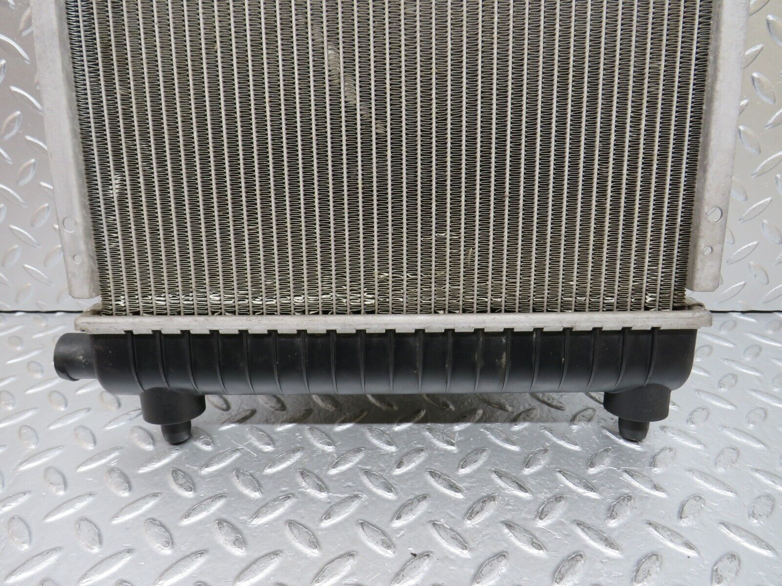 30894 Mercedes-Benz W201 190E 2.0L Engine Coolant Radiator RA 0170130