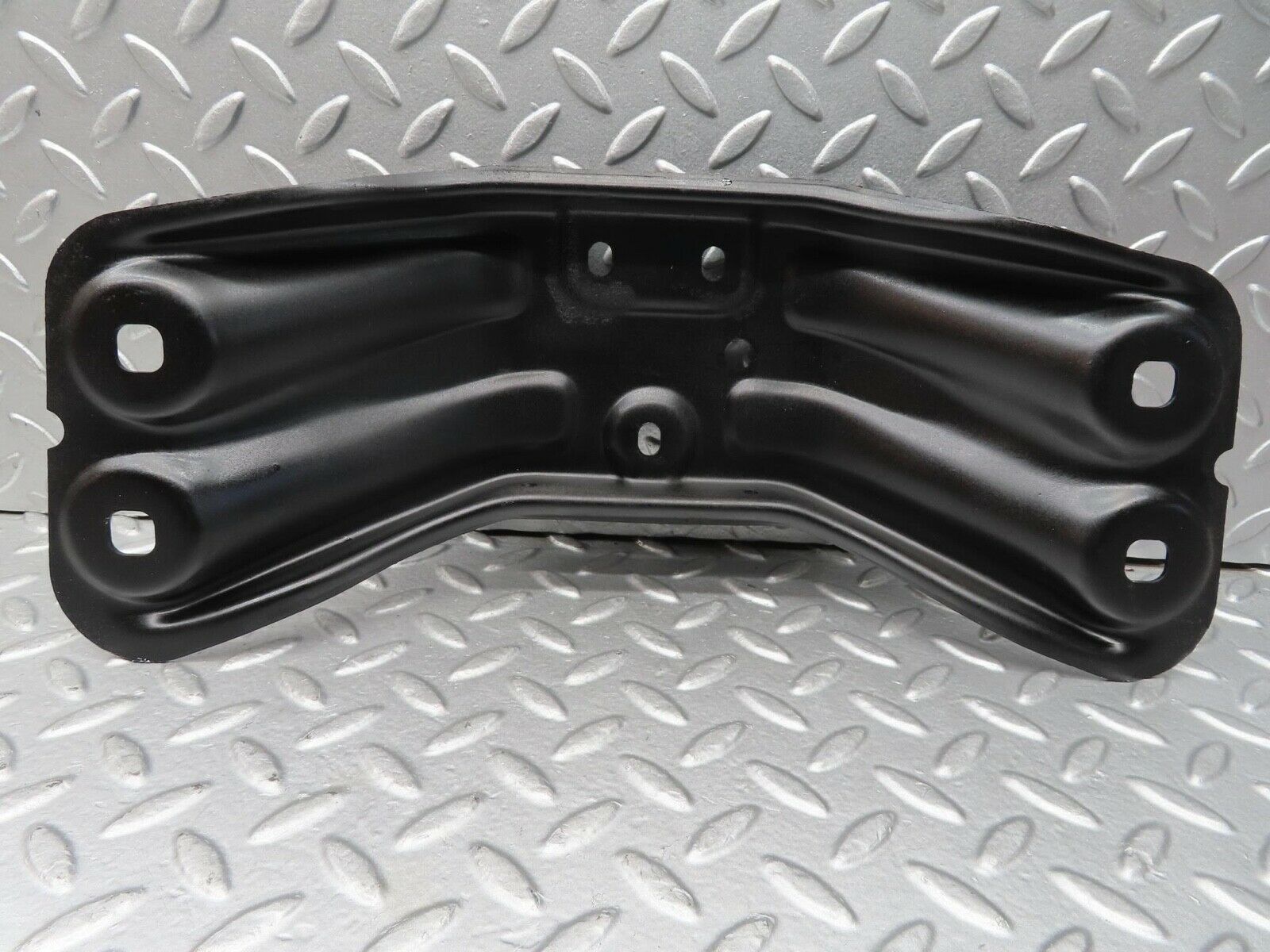 15098 Mercedes-Benz W140 S320 Gearbox Mount Bracket