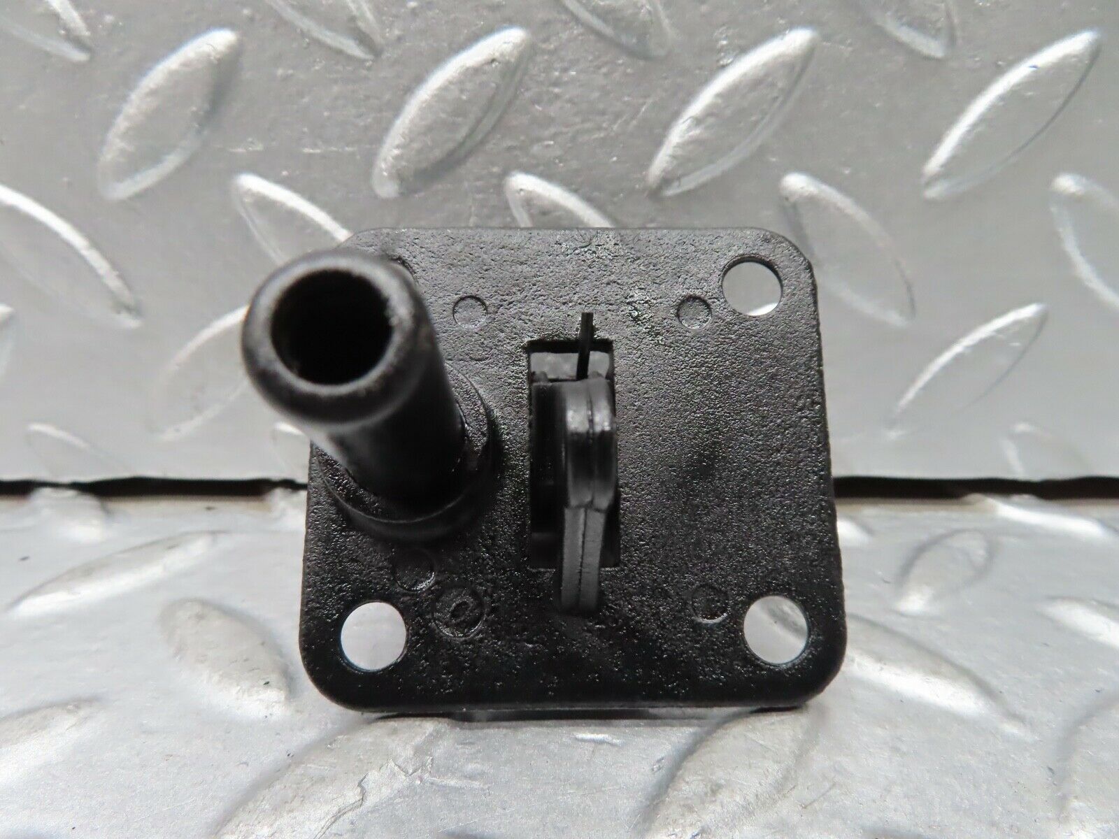 20371 Mercedes-Benz W114 280CE Coupe Bonnet Lock Catch