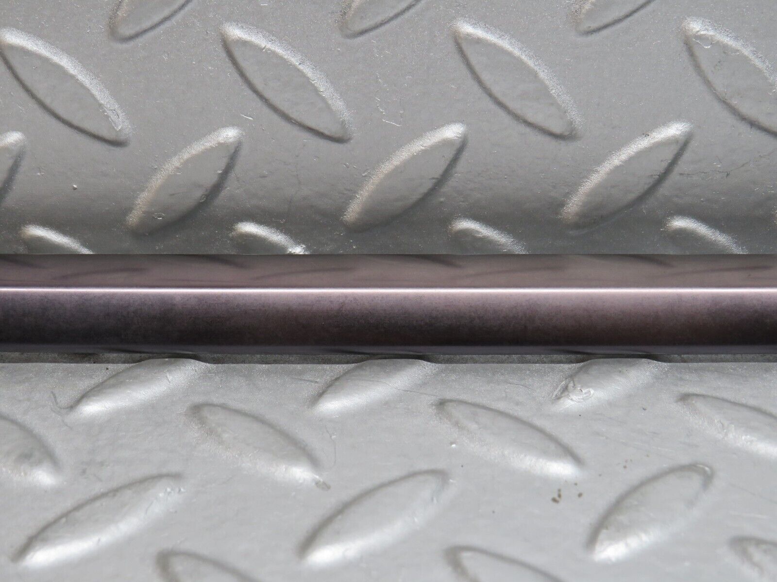 37891 Mercedes-Benz A124 320E Cabriolet Left Door Window Moulding Trim