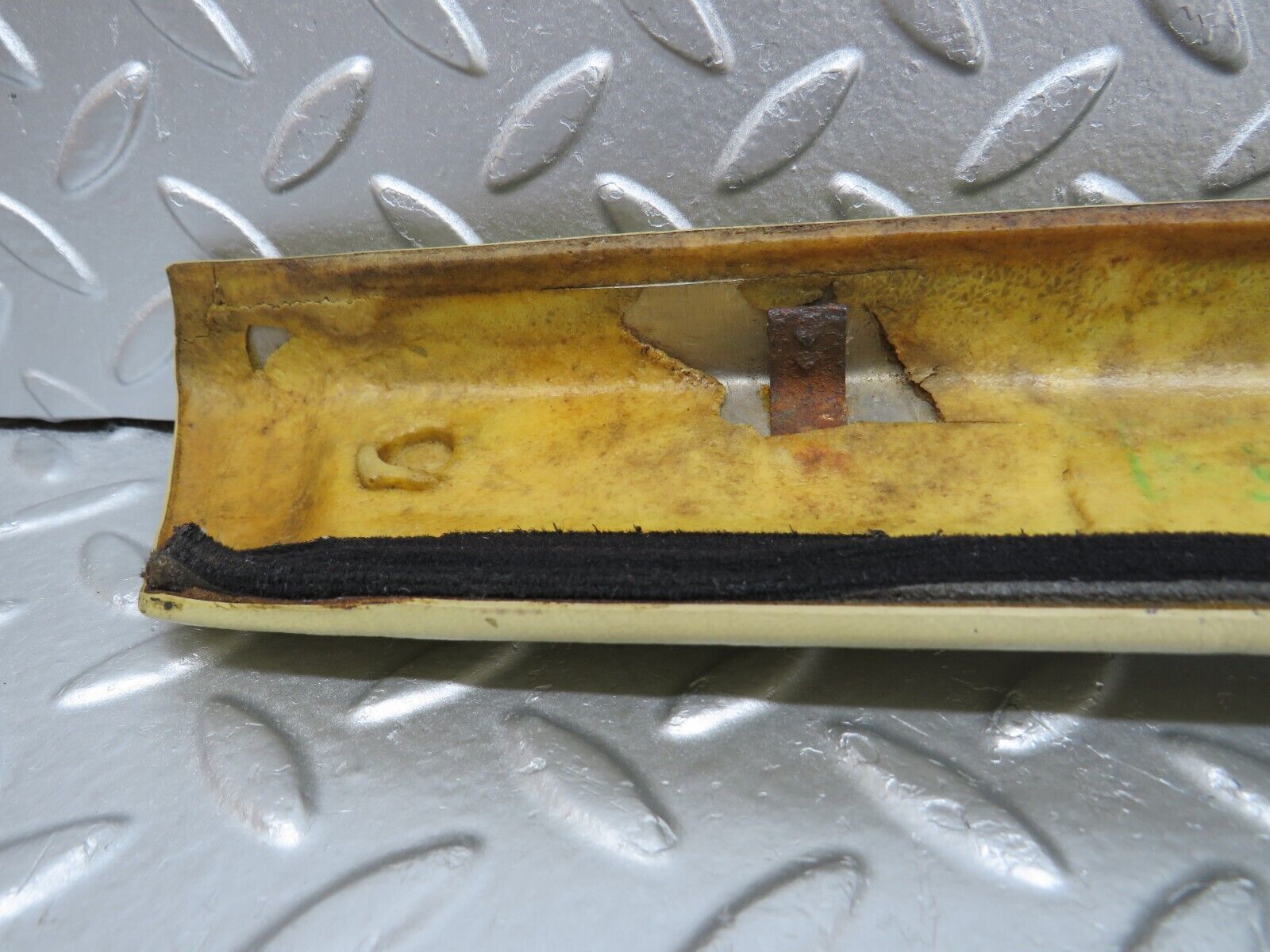 34301 Mercedes-Benz C126 380SEC Coupe A Pillar Cover Left Side Beige