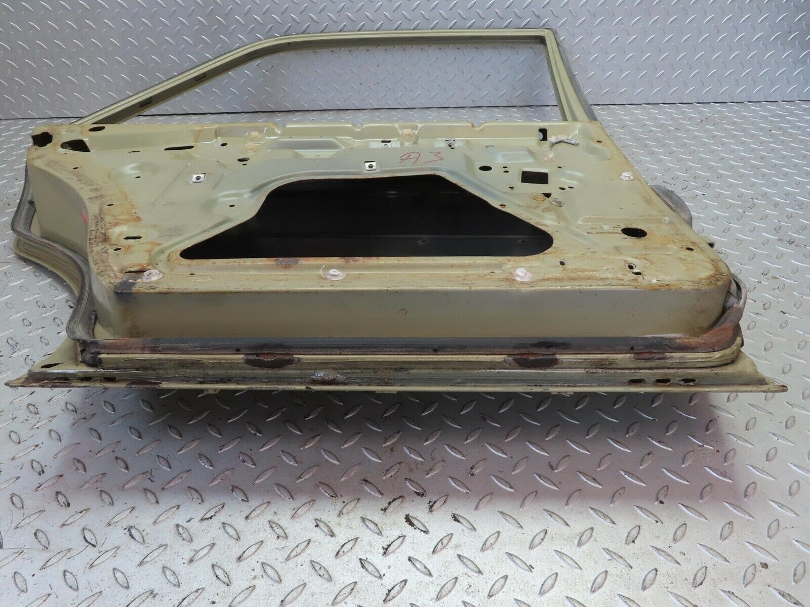 13642 Mercedes-Benz W123 200 Rear Left Door