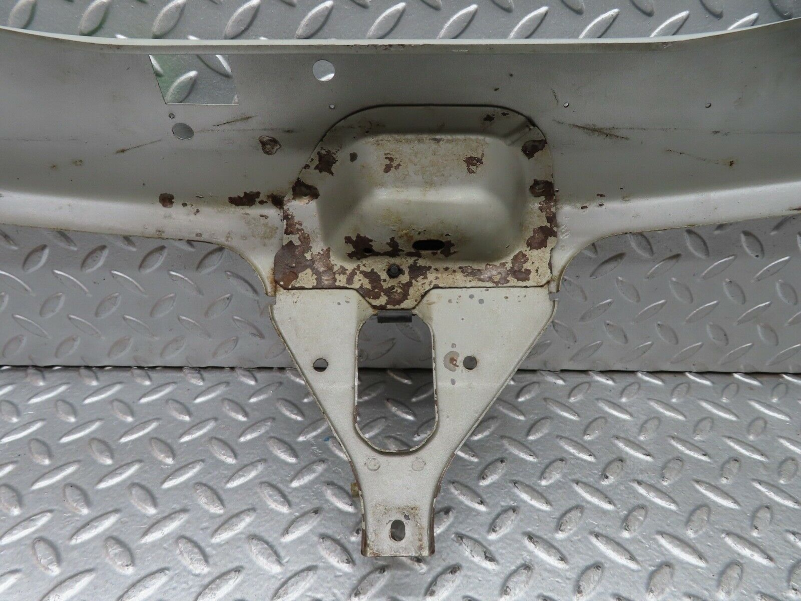 19506 Mercedes-Benz C140 CL420 Coupe Radiator Top Cover Panel 1408170820