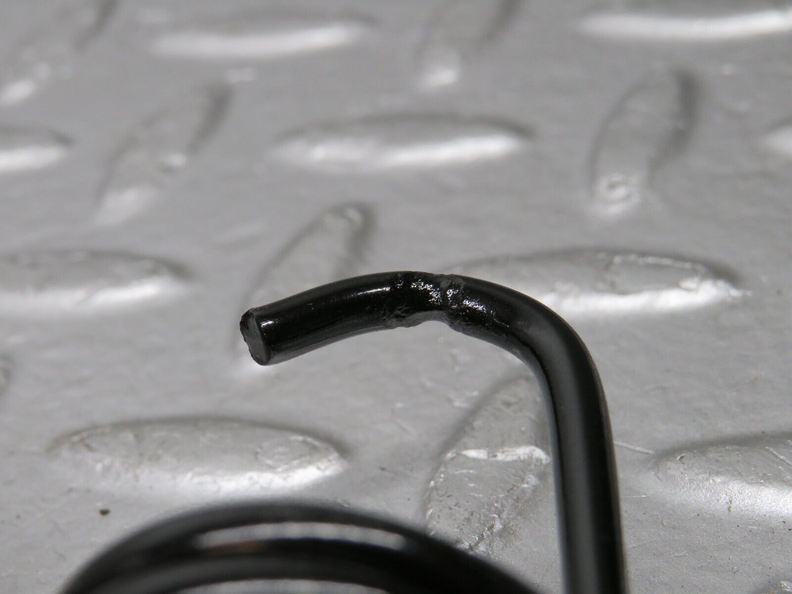 31992 Mercedes-Benz W123 230E Trunk Lid Hinge Spring Pair