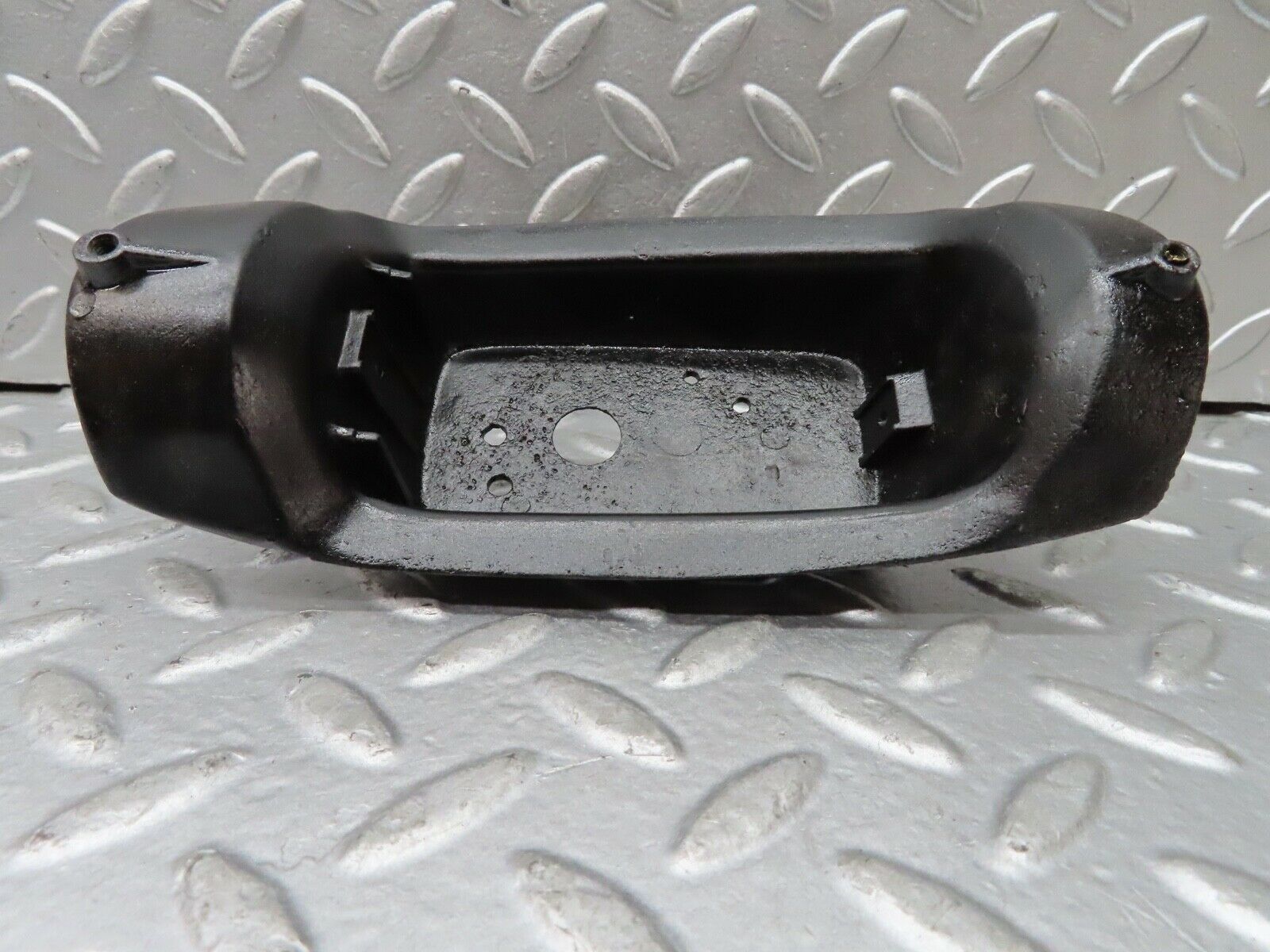 18884 Mercedes-Benz W121 190b Ponton Tail Light Housing 101808200664