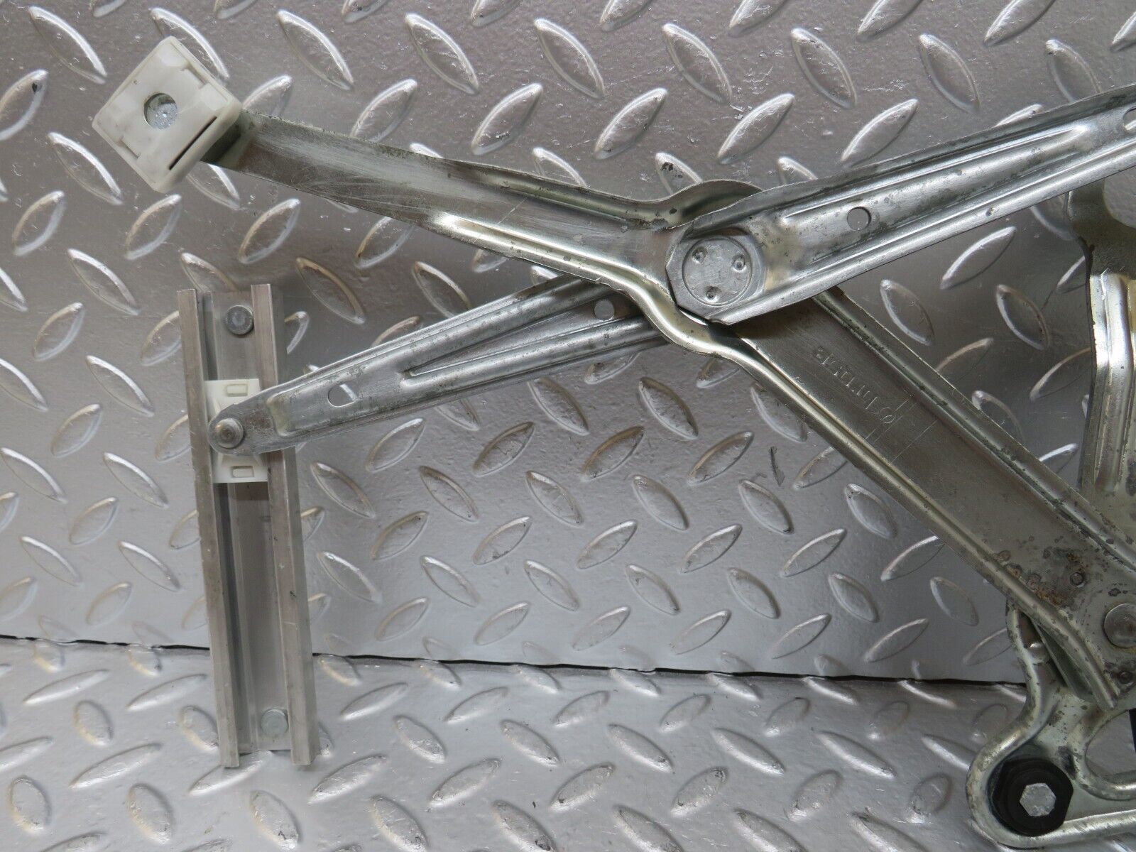 25801 Mercedes-Benz W124 280E Front Left Power Window Regulator