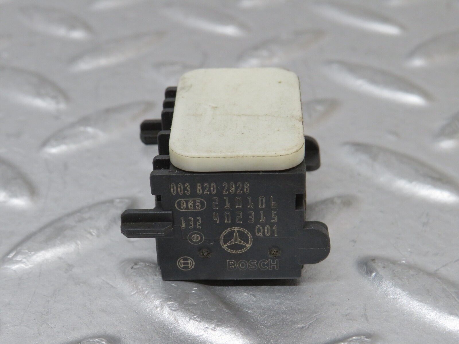 35128 Mercedes-Benz W221 Side Crash Sensor 0038202926