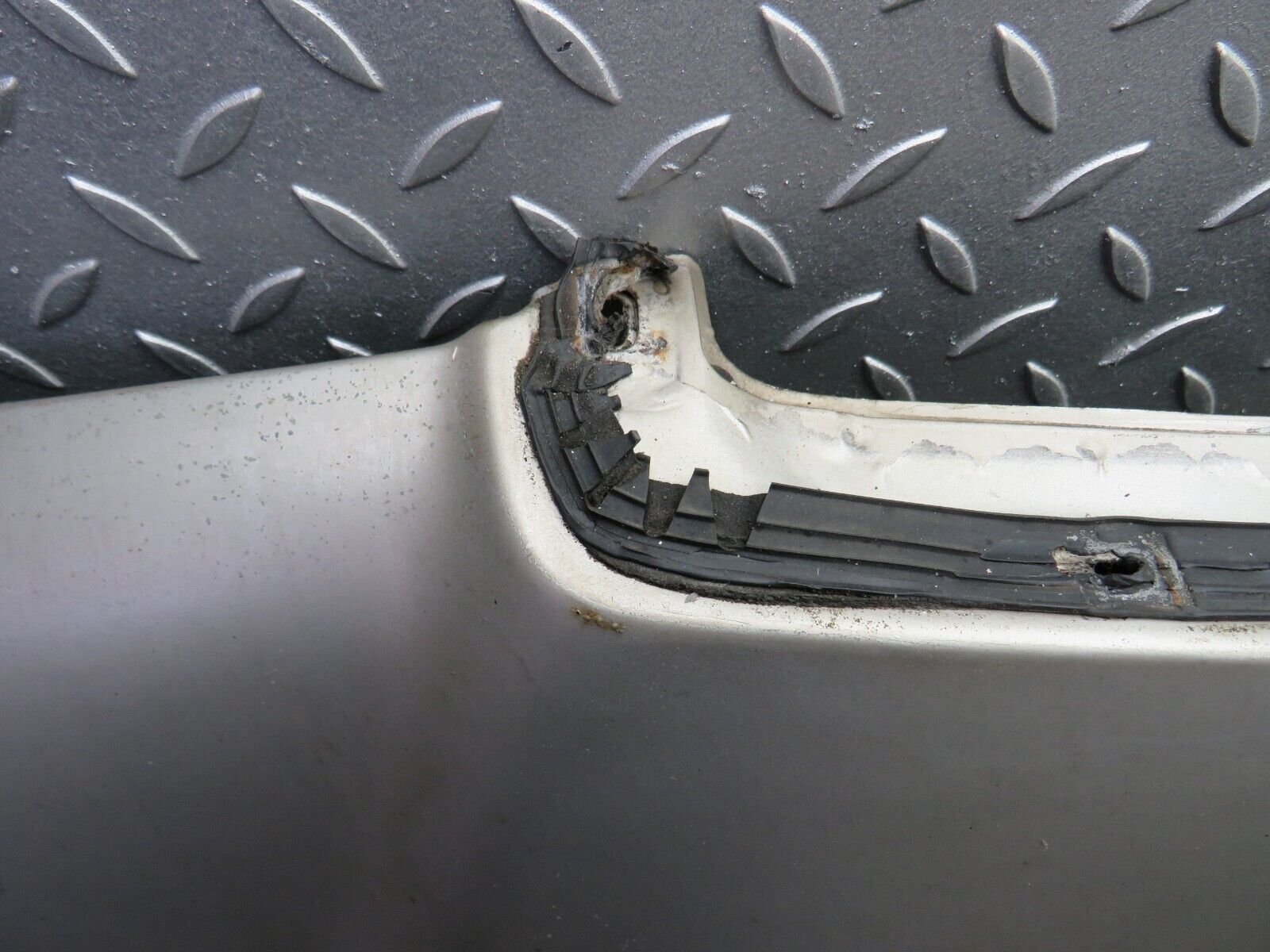 36763 Mercedes-Benz W201 190E 2.0L Bonnet