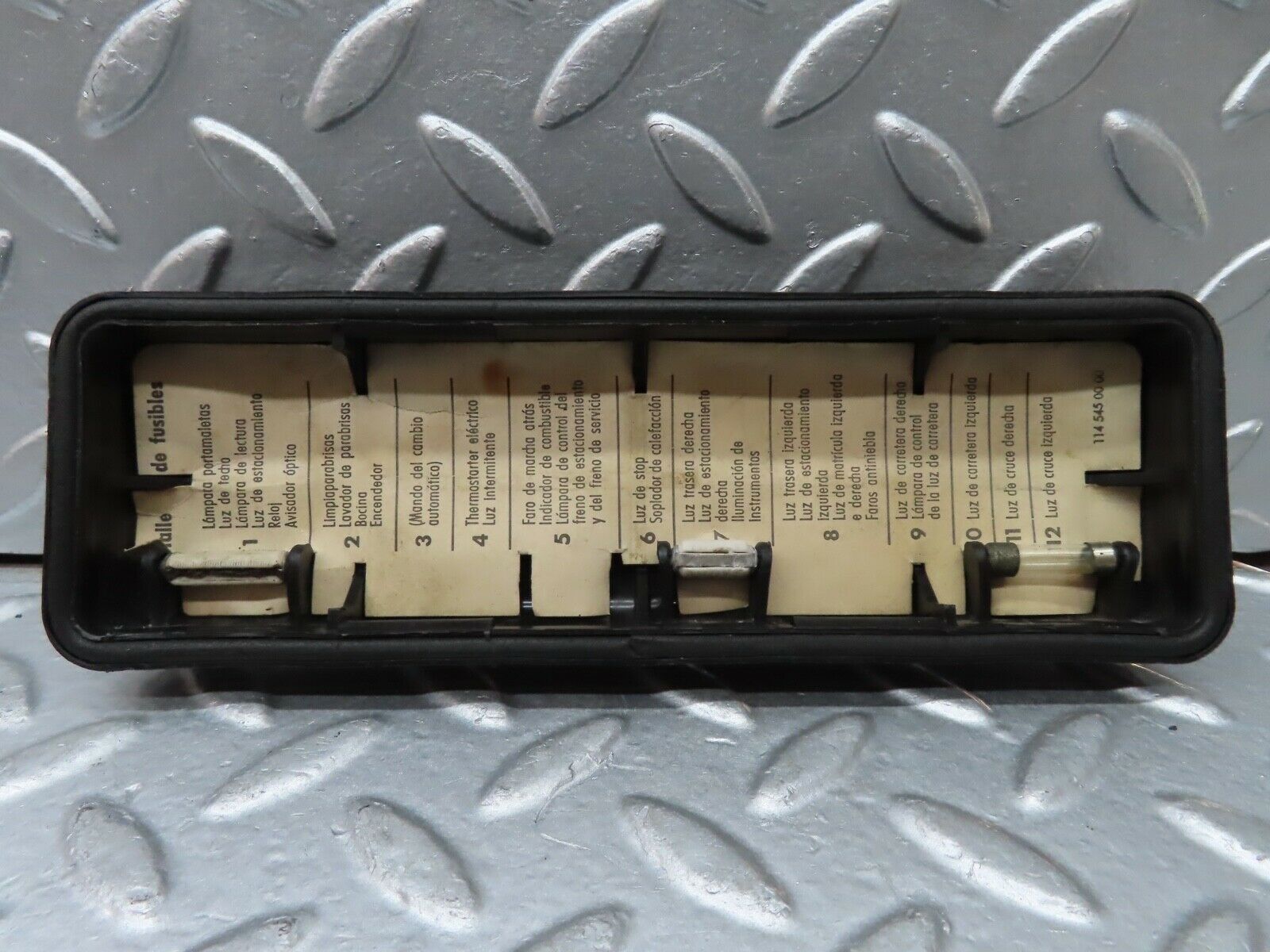 20851 Mercedes-Benz W114 250CE Coupe Fuse Box Lid 1145450000