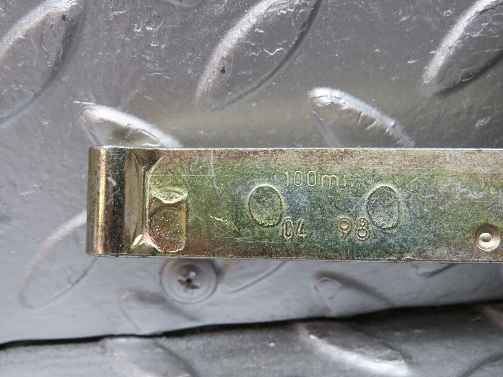 32439 Mercedes-Benz S124 300TE Wagon Door Safety Check Strap