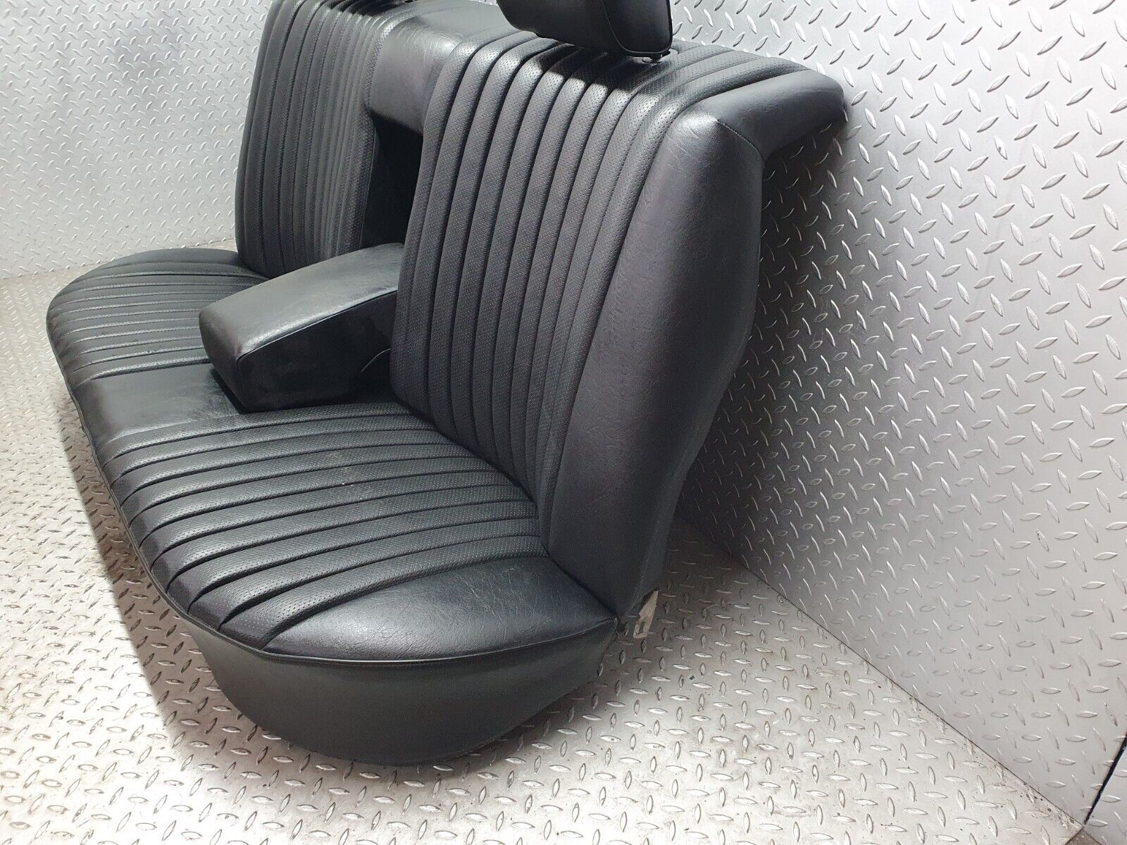 40811 Mercedes-Benz W123 300D Rear Seat Leather Black 1269201616