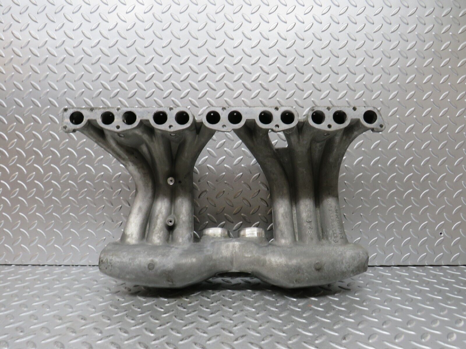 27718 Mercedes-Benz S124 300TE Wagon Air Intake Manifold 6061410901