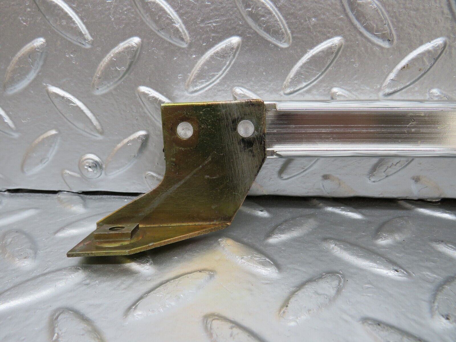 25591 Mercedes-Benz W123 200 Rear Left Chrome Window Channel