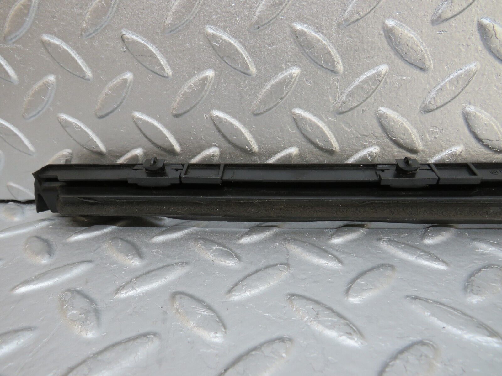 35259 Mercedes-Benz W221 Rear Left Door Lower Seal Trim 2216900362